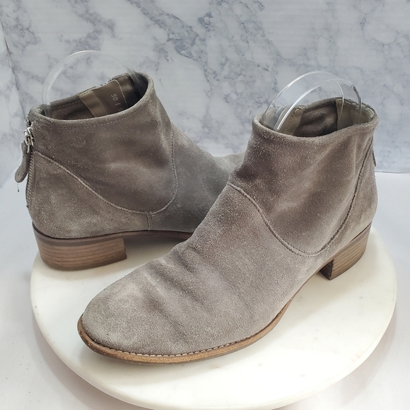 Paul Green Ankle Booties 4 US 6.5 Gray Suede Side Zip Stacked‎ Heel Minimalist - Picture 1 of 12